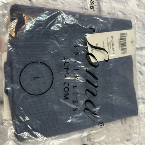 Soma Seamless Aloe Ribbed Hipster - Picture 8 of 12